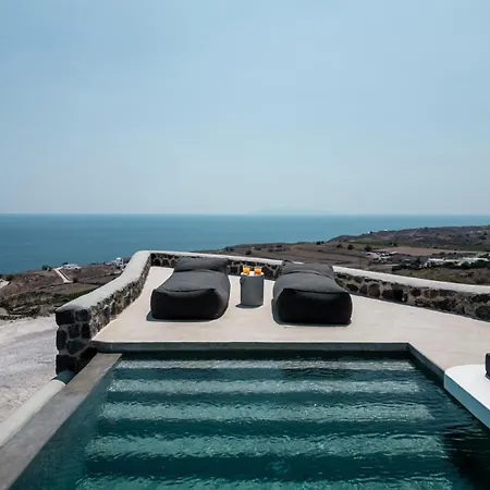 East View Hotel 4*